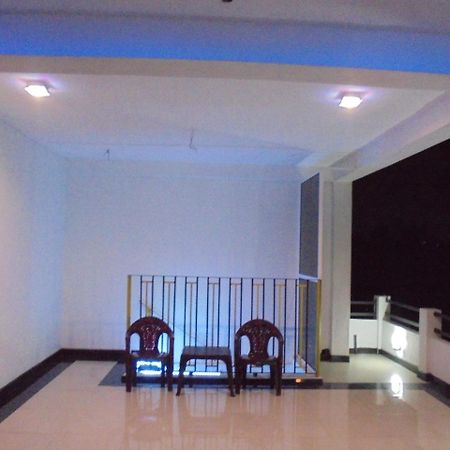 Jmf Hotel Негомбо Екстер'єр фото