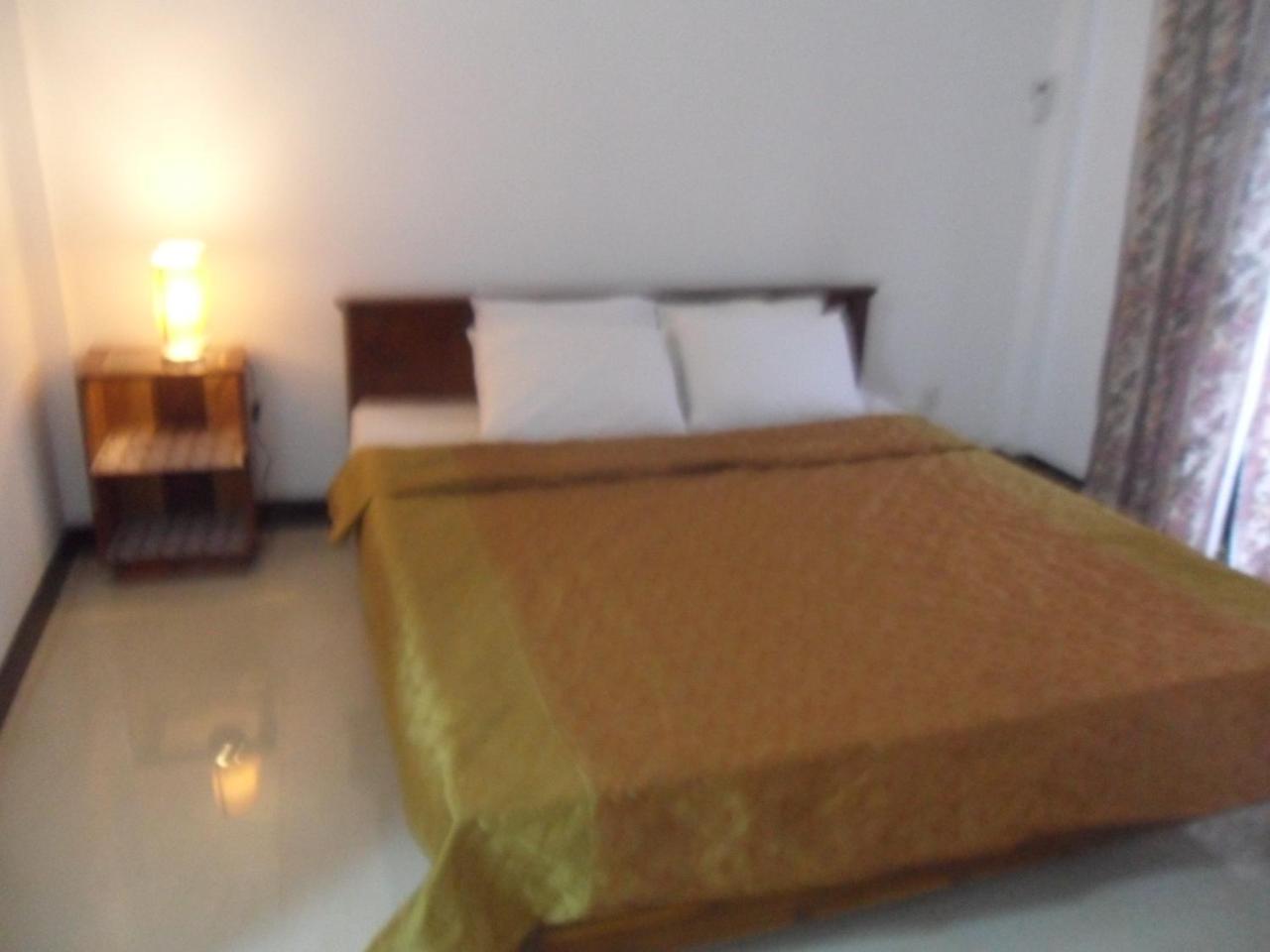 Jmf Hotel Негомбо Екстер'єр фото